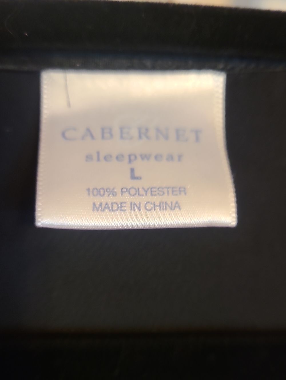 Cabernet Robe - Picture 2 of 8